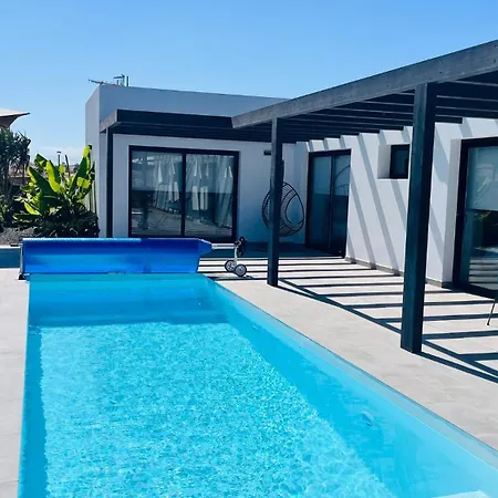 Casa Carica With Heated Pool In *